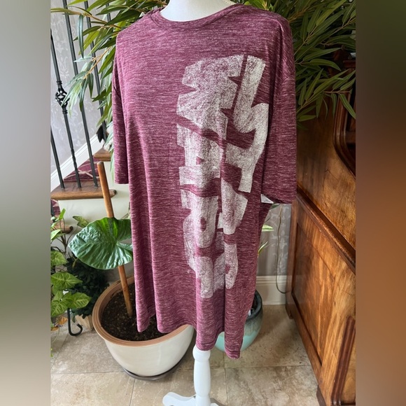 Disney men’s Star Wars crewneck T-shirt XXL NWT. Burgundy and white - Picture 5 of 10